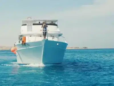 <img data-src="hurghada-tours-excursions.jpg" alt="hurghada tours">